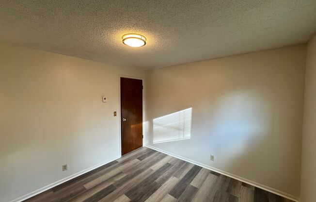 3 beds, 2 baths, $2,100, Unit 1405 W 26th Ave