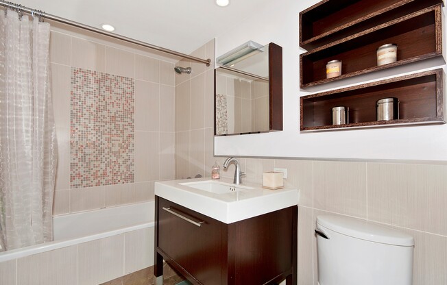 1 bed, 1 bath, 563 sqft, $4,300, Unit 3A