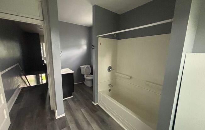 2 bedroom 1 bath house for rent in Mt Washington!