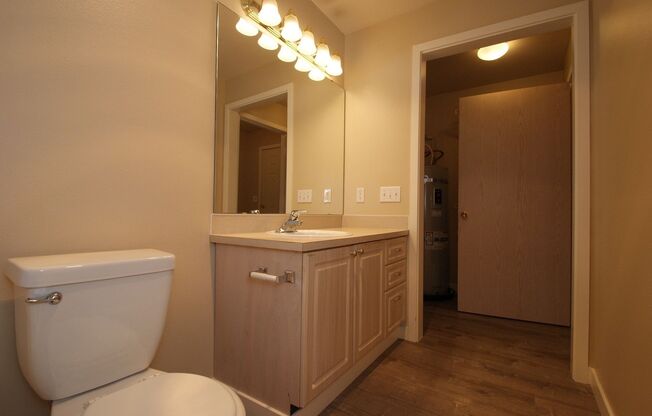 Studio, 1 bath, 413 sqft, $1,150, Unit 607