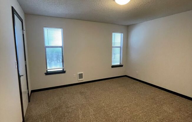 1 bed, 1 bath, 754 sqft, $1,695, Unit 110