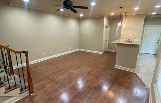 Runningvine Lane Townhome!