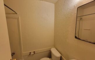 3 beds, 1 bath, $1,050