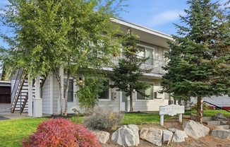 547 E Fairview