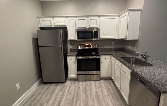 1 bed, 1 bath, 765 sqft, $895, Unit 230 1D