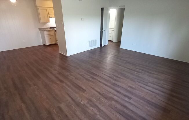 2 beds, 2 baths, 969 sqft, $1,560, Unit 53-105