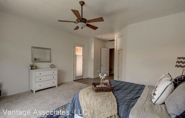 635 W. LONGHORN DRIVE