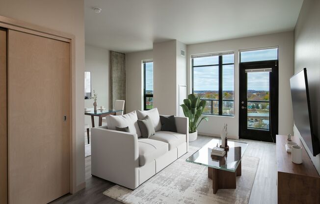 Studio, 1 bath, 520 sqft, $1,650, Unit 615
