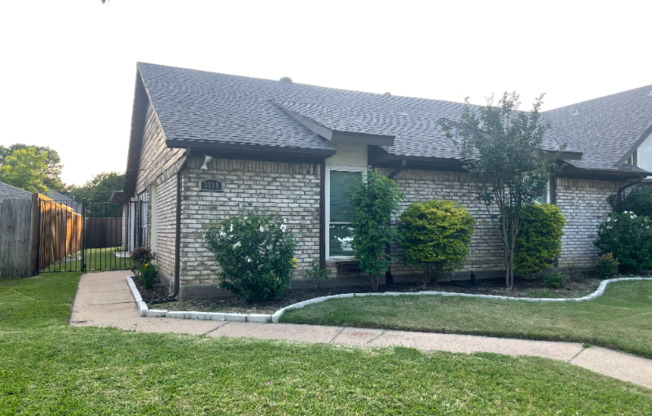 3359 LANARC DR