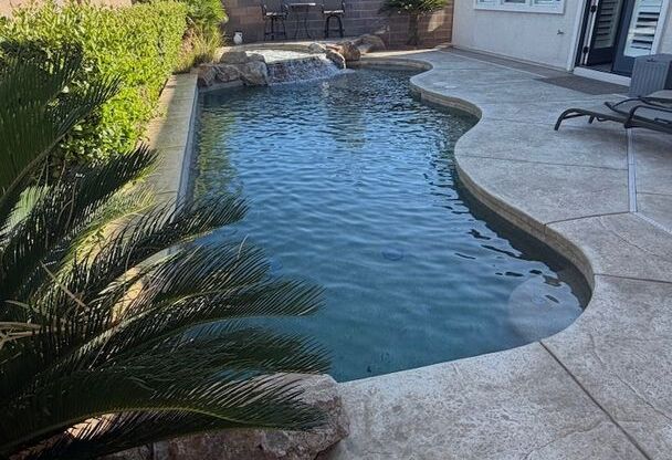 Beautiful Single-Story w/ Pool&Spa in Heart of Summerlin!