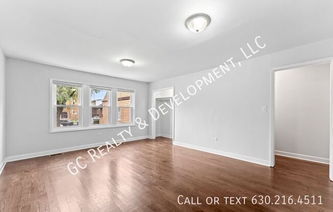 1501 N LEAMINGTON AVE