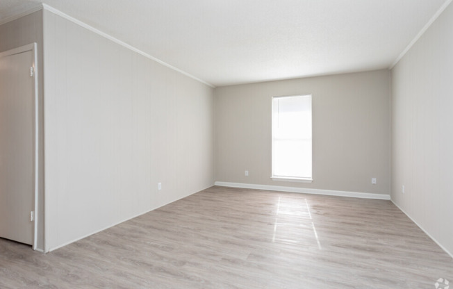 2 beds, 1.5 baths, 990 sqft, $975, Unit 4414-E