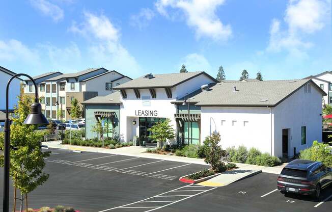 Luxury Apartments in West Sacramento, CA