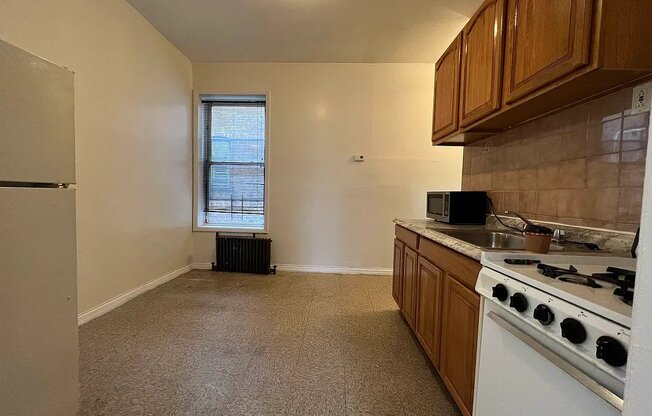 602 NEW LOTS AVE