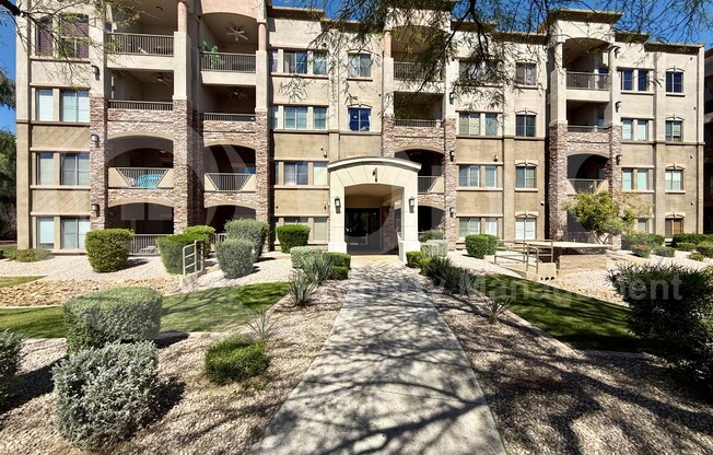 5450 E Deer Valley Dr