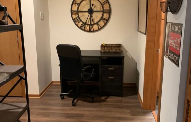 1 bed, 1 bath, 728 sqft, $1,800, Unit 413