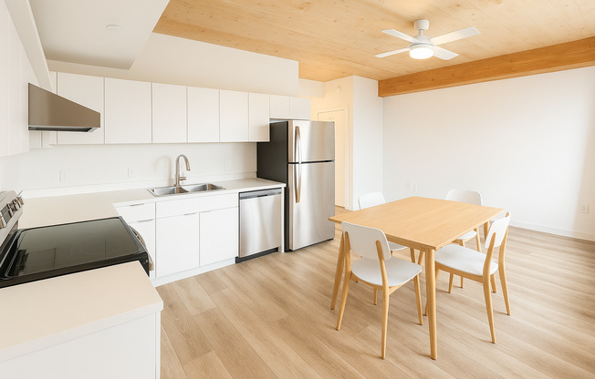 Studio, 1 bath, 361 sqft, $1,495, Unit 714