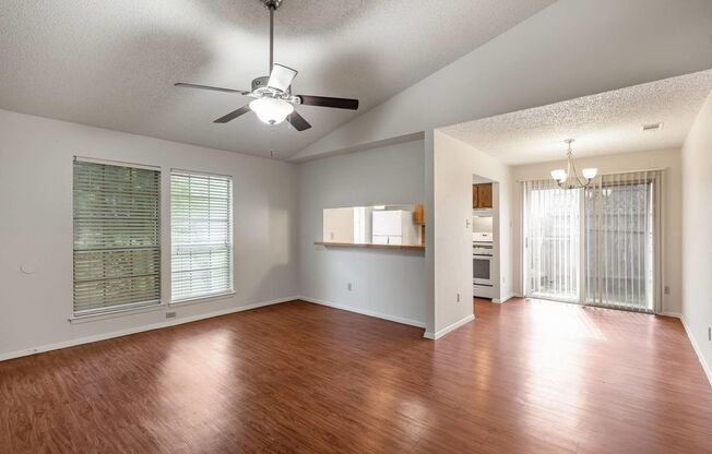 3 bedroom duplex with garage and backyard - available now!