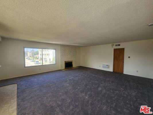 1 bed, 1 bath, 1,050 sqft, $1,800, Unit 3