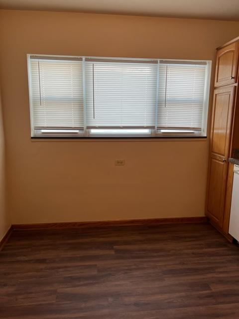 554 Pershing Ave Apt C Glen Ellyn IL 60137