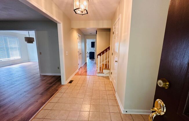 4 Bedroom, 4 Bath Townhouse