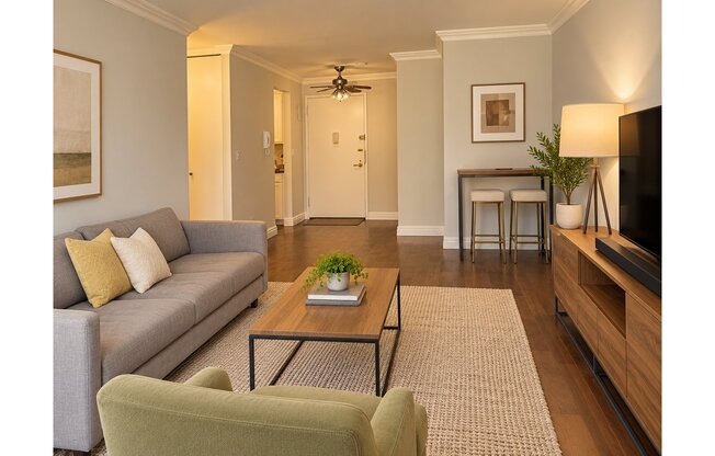 1 bed, 1 bath, 650 sqft, $5,000, Unit 7D