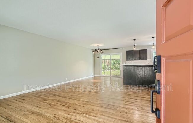 5007 S MABRE CT