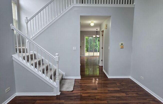 844 Violet Circle, Naperville, IL 60540