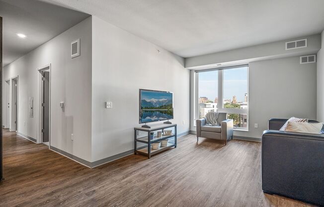 4 beds, 2 baths, 1,192 sqft, $3,260, Unit 307