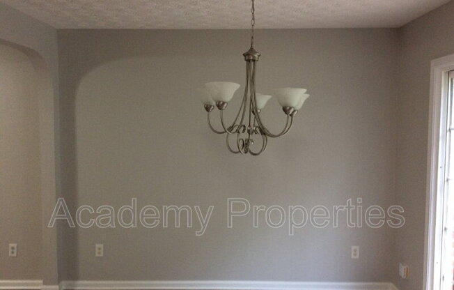 735 MAGNOLIA GDN WALK