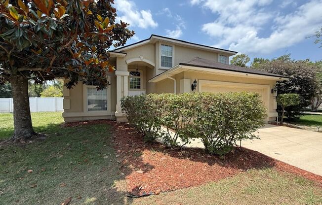 Spacious 4-Bed, 2.5-Bath Home for Rent in Julington Creek!