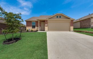 Nice 4 Bedroom, 2 full Bath Home Located in CISD!