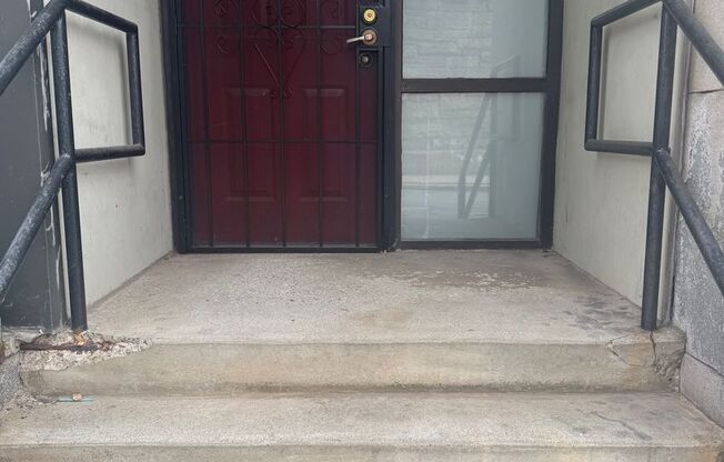 1 bed, 1.5 baths, 1,155 sqft, $1,825, Unit D-002