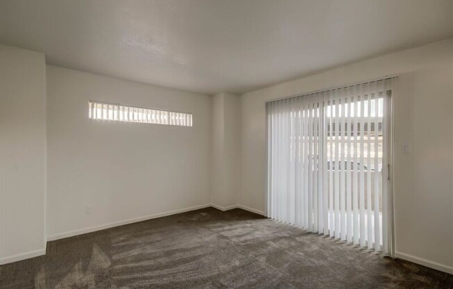 2 beds, 2 baths, 984 sqft, $1,650, Unit 140