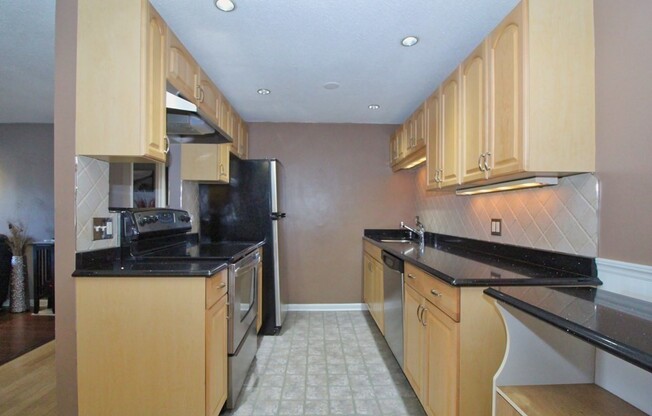 91 PLEASANT ST