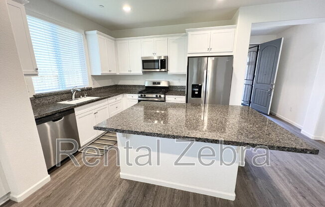 378 DENISE DR