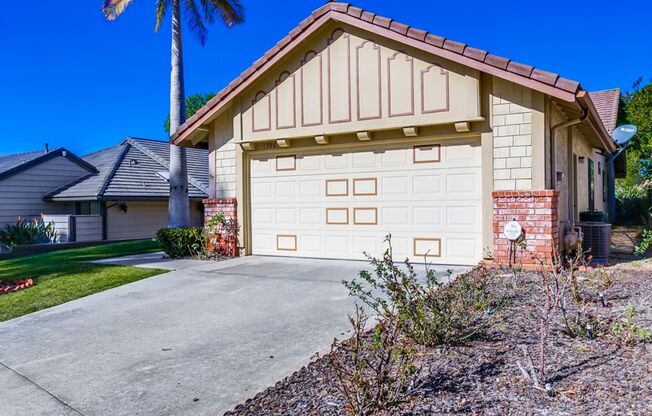 2 Bedroom Single Story Home on Shadowridge Golf Course