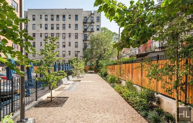 1 bed, 1 bath, $3,350, Unit 819