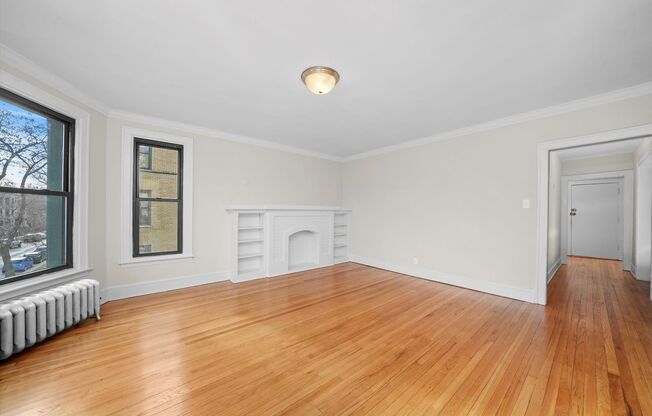 3 beds, 1 bath, 1,236 sqft, $3,295, Unit 2338-3B