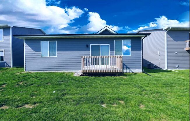 Stunning 3-Bed, 2.5-Bath Ranch with Finished Basement in Grimes!