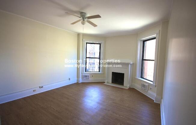 9 BUSWELL ST