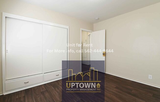 2 beds, 1 bath, $2,600