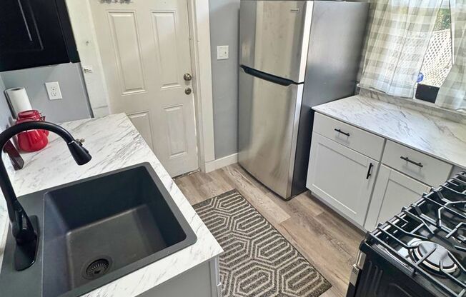 Charming and Spacious 4BR, 2BA Townhouse