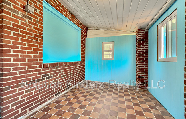 1421 HOPEWELL AVE