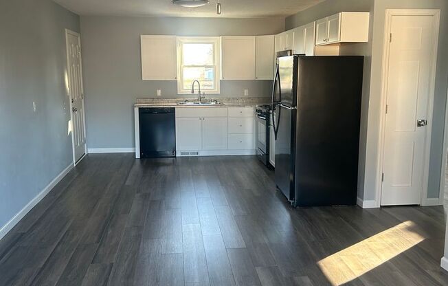 2 beds, 1 bath, $750