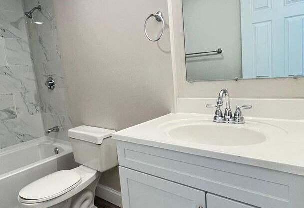 2 beds, 1 bath, 680 sqft, $2,500, Unit 25-25