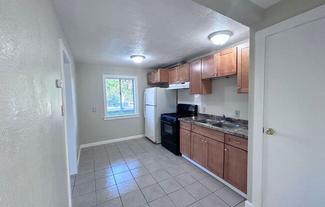 1 bed, 1 bath, 500 sqft, $1,100