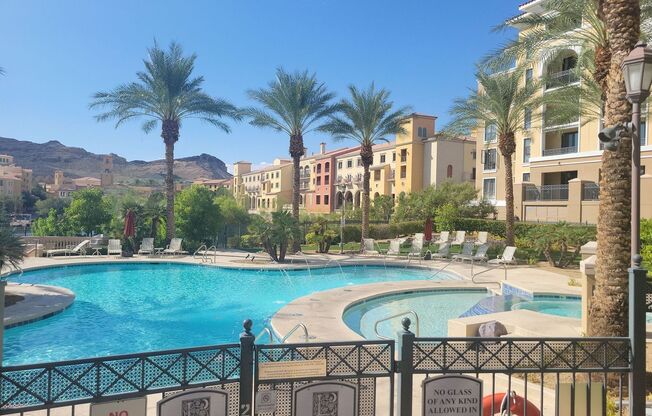 Stunning studio in Lake Las Vegas