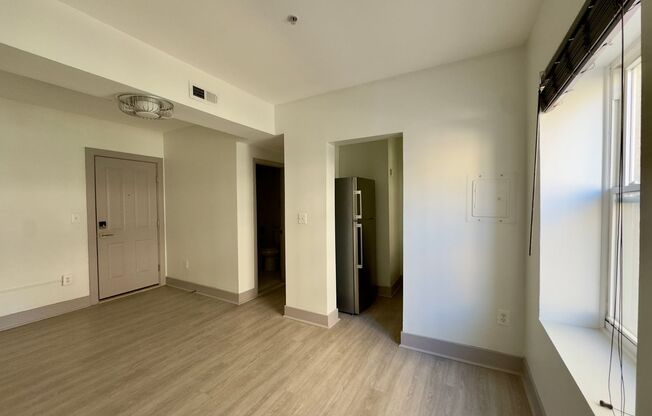 Studio, 1 bath, $700, Unit B2
