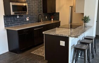 **BEAUTIFUL PRIVATE 2 BEDROOM/2 BATHROOM GATED CONDO IN PHOENIX (16TH ST & MORTON)** **MOVE IN SPECIAL: 50% OFF RENT FOR FIRST TWO MONTHS**